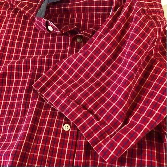 IZOD Saltwater Relaxed Classics Red White Plaid Blue Button Up men’s size Large - Picture 8 of 10